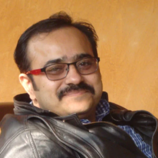 Dr. Nikhil Khattar